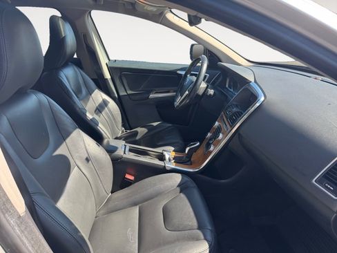 Used 2017 Volvo XC60 T6 Inscription w/ Preferred Option Package AWD/4WD image 15