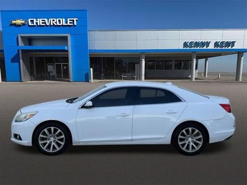 Used 2013 Chevrolet Malibu LT FWD image 24