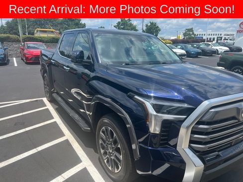 Used 2024 Toyota Tundra Limited AWD/4WD image 5