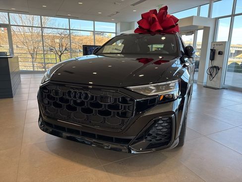 New 2026 Audi SQ8 Prestige image 3