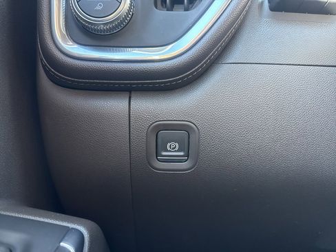 Used 2021 GMC Sierra 1500 Denali w/ Denali Ultimate Package image 26