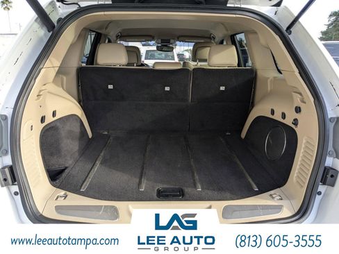 Used 2017 Jeep Grand Cherokee Limited image 12