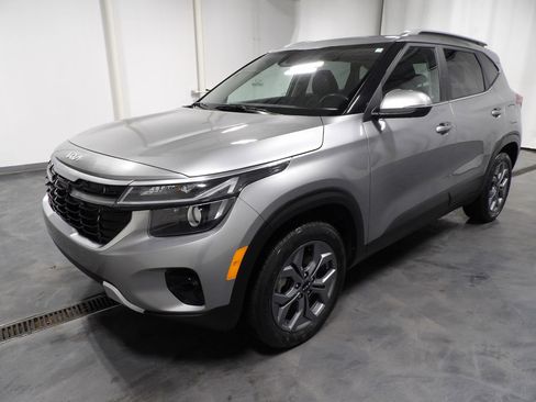 Used 2024 Kia Seltos S image 4