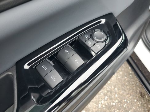 Certified 2025 Honda Prologue Elite image 27