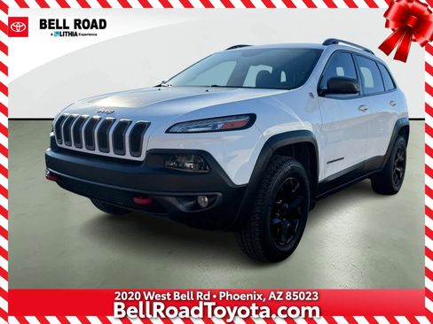 Used 2016 Jeep Cherokee Trailhawk w/ Comfort/Convenience Group image 1