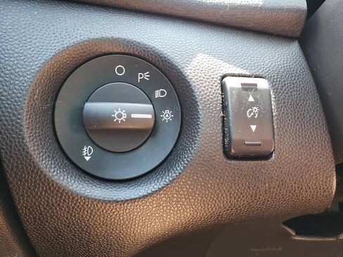 Used 2018 Ford Fiesta SE w/ Equipment Group 201A FWD image 20