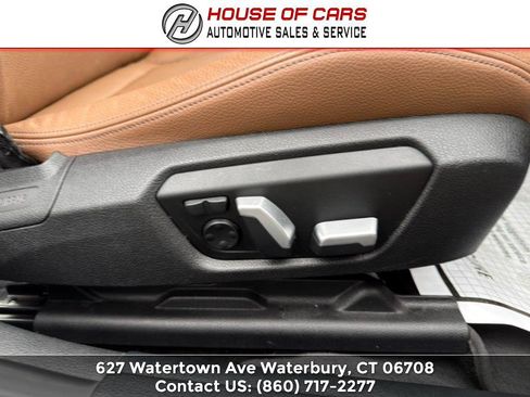 Used 2017 BMW 330i xDrive 330i xDrive Sedan image 56
