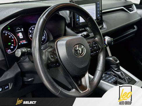 Used 2020 Toyota RAV4 XLE Premium AWD/4WD image 14