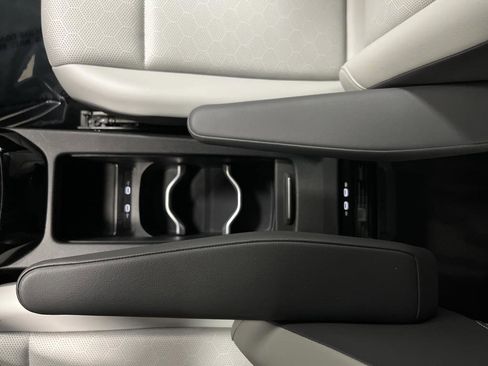 Used 2022 Volkswagen ID.4 Pro S image 21