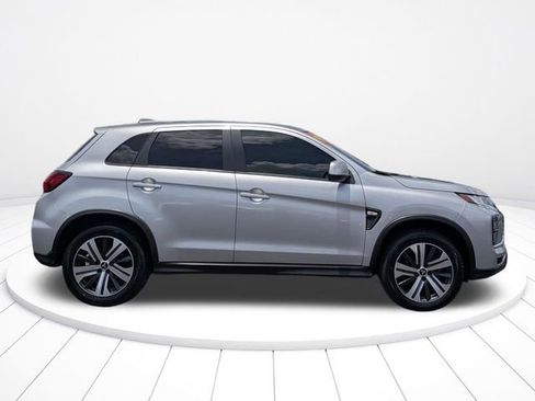 Used 2022 Mitsubishi Outlander Sport ES FWD image 2