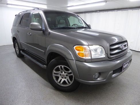 Used 2003 Toyota Sequoia Limited image 1