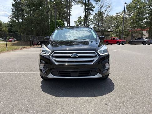 Used 2019 Ford Escape SEL FWD image 3