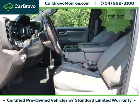 Certified 2022 GMC Sierra 1500 SLT AWD/4WD image 16