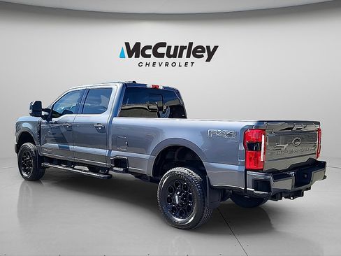 Used 2025 Ford F350 Lariat w/ Black Appearance Package AWD/4WD image 5
