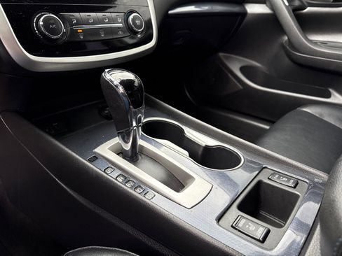 Used 2018 Nissan Altima 2.5 SR w/ SR Special Edition image 30