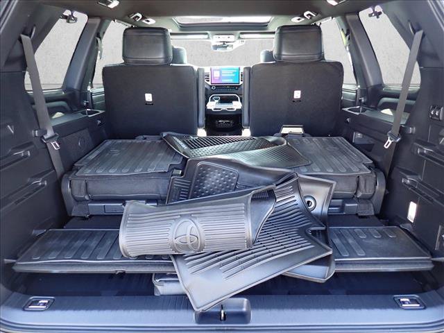 Certified 2025 Toyota Sequoia Platinum AWD/4WD image 9