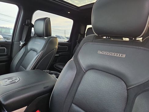 Used 2019 RAM 1500 Laramie image 11