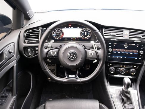 Used 2018 Volkswagen Golf R 4-Door image 2