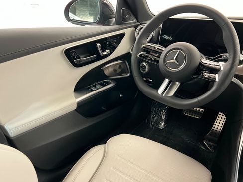New 2026 Mercedes-Benz C 300 4MATIC Sedan image 11