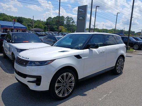 Used 2024 Land Rover Range Rover Sport SE AWD/4WD image 1