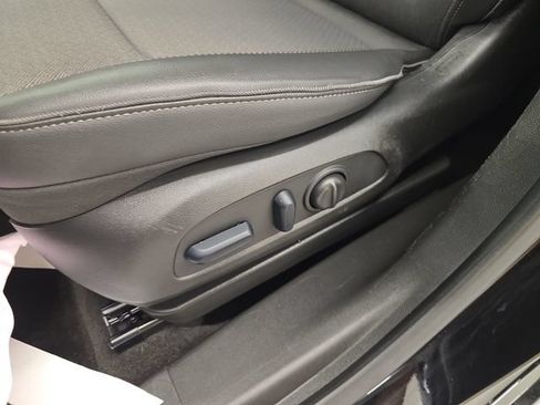 Used 2023 Buick Encore GX Select w/ Sport Touring Package FWD image 37