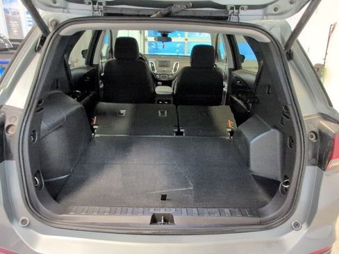 Used 2024 Chevrolet Equinox LT image 30