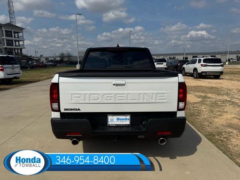 New 2026 Honda Ridgeline Black Edition image 5