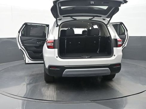 Certified 2025 Honda Pilot EX-L image 36