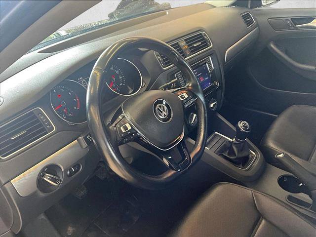 Used 2017 Volkswagen Jetta SE FWD image 13