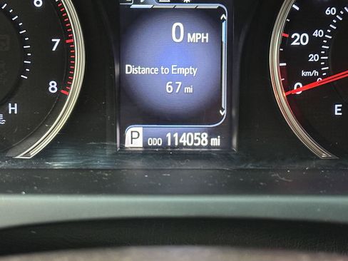Used 2017 Toyota Camry SE FWD image 18