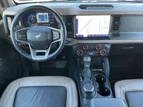 Used 2023 Ford Bronco Wildtrak AWD/4WD image 15