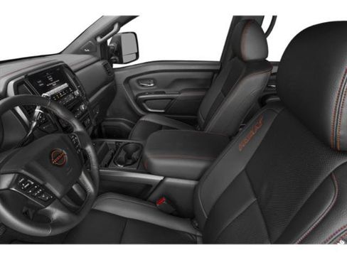 Used 2024 Nissan Titan PRO-4X w/ Pro-4x Convenience Package image 11