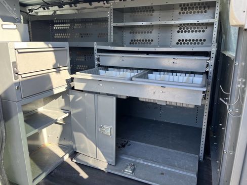 Used 2013 Chevrolet Express 2500 image 11