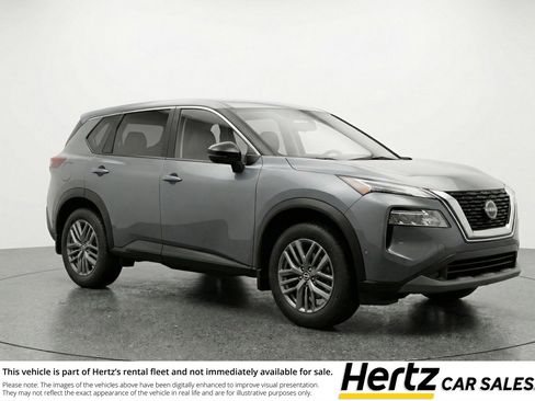 Used 2023 Nissan Rogue S image 1