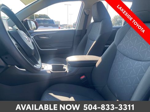 Certified 2024 Toyota RAV4 XLE w/ Convenience Package FWD image 29