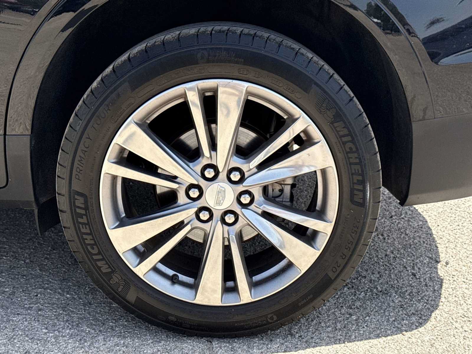 Used 2023 Cadillac XT5 Premium Luxury w/ LPO, Floor Liner Package AWD/4WD image 12