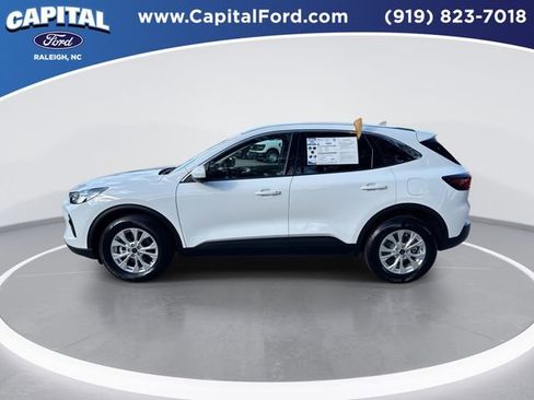 Certified 2023 Ford Escape Active w/ Tech Pack #2 image 5
