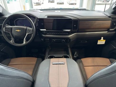 New 2026 Chevrolet Silverado 3500 High Country w/ Technology Package AWD/4WD image 7