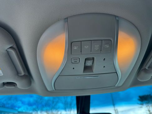 Used 2013 INFINITI JX35 AWD w/ Premium Pkg image 23