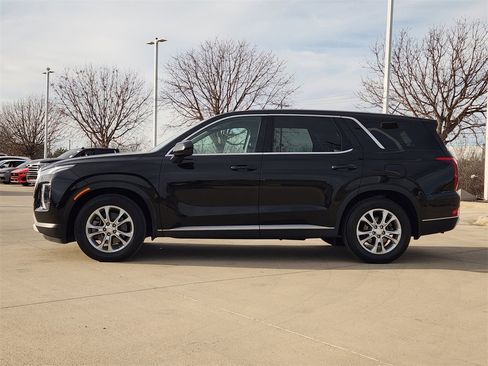 Used 2021 Hyundai Palisade SE image 4