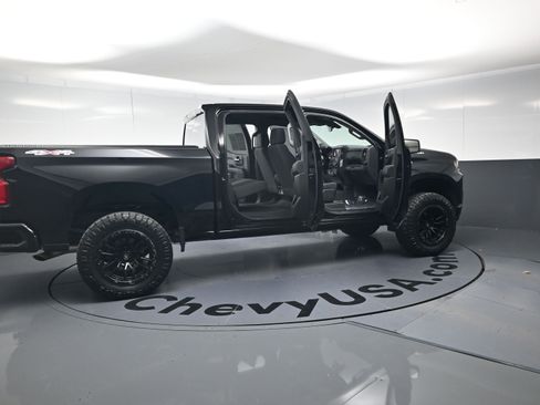 Certified 2021 Chevrolet Silverado 1500 Custom image 25