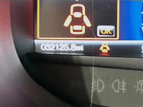 Used 2024 Ford Edge ST-Line image 9