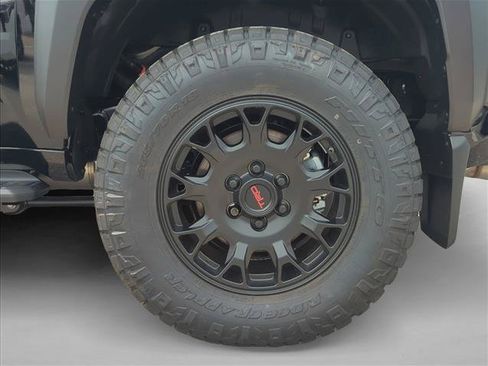 New 2026 Toyota 4Runner TRD Off-Road Premium AWD/4WD image 9