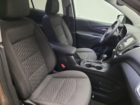Used 2018 Chevrolet Equinox LT FWD image 21