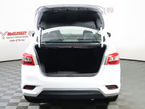 Used 2017 Nissan Sentra SV image 15