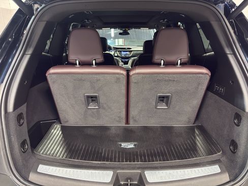 Used 2021 Cadillac XT6 Premium Luxury AWD/4WD image 31