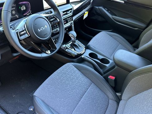 New 2026 Kia Seltos S image 6