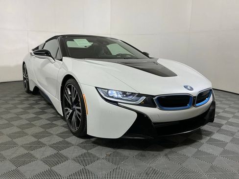 Used 2019 BMW i8 Roadster AWD/4WD image 4