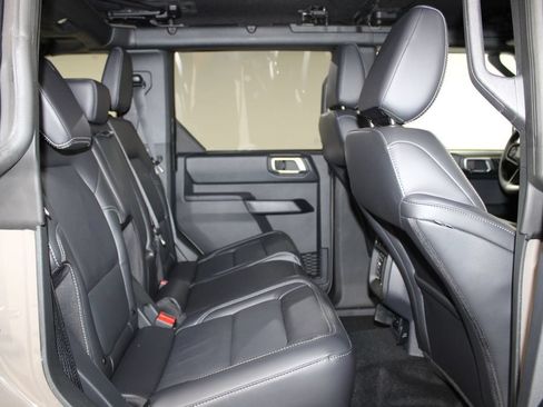 New 2026 Ford Bronco Outer Banks w/ Sasquatch Package AWD/4WD image 30