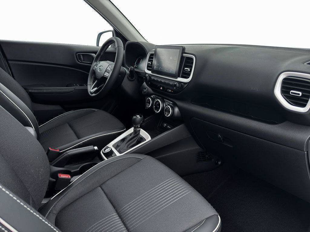 New 2026 Hyundai Venue SEL FWD image 15